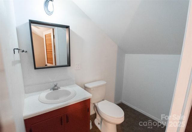 37 Geneva Circle 1/2, Franklin, NC 28734