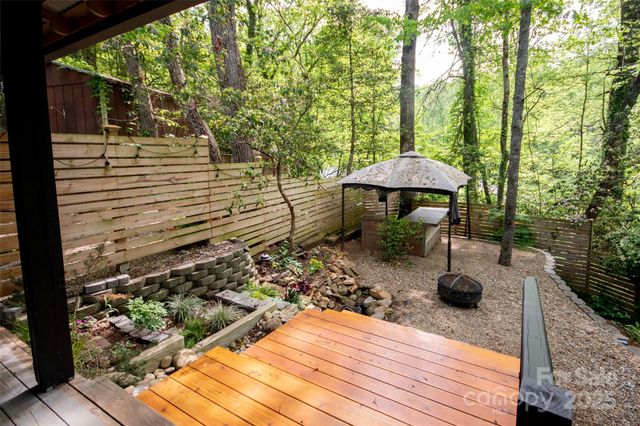 37 Geneva Circle 1/2, Franklin, NC 28734