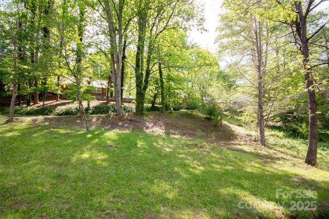 37 Geneva Circle 1/2, Franklin, NC 28734