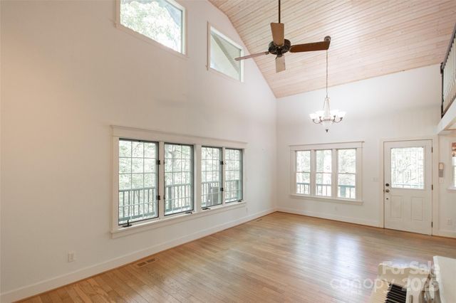 37 Geneva Circle 1/2, Franklin, NC 28734