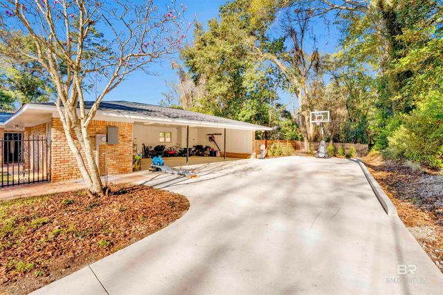 6723 S Winding Brook Drive, Fairhope, AL 36532