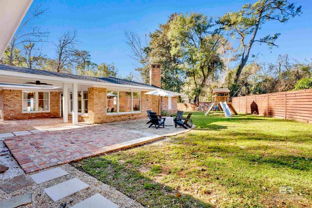 6723 S Winding Brook Drive, Fairhope, AL 36532