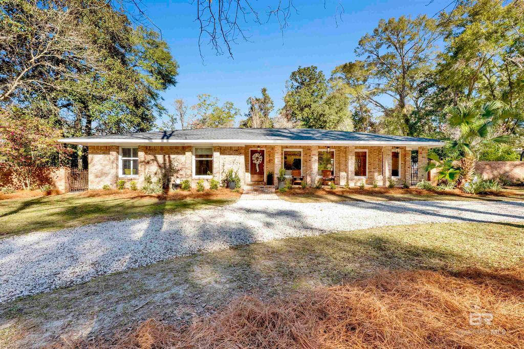 6723 S Winding Brook Drive, Fairhope, AL 36532