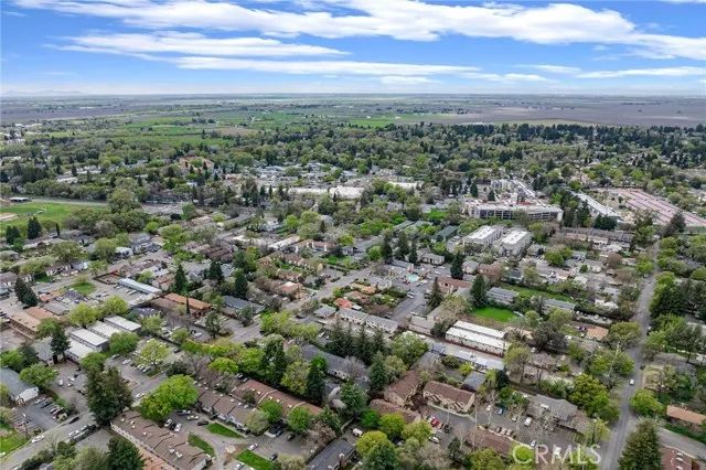 720 W 2nd Avenue, Chico, CA 95926