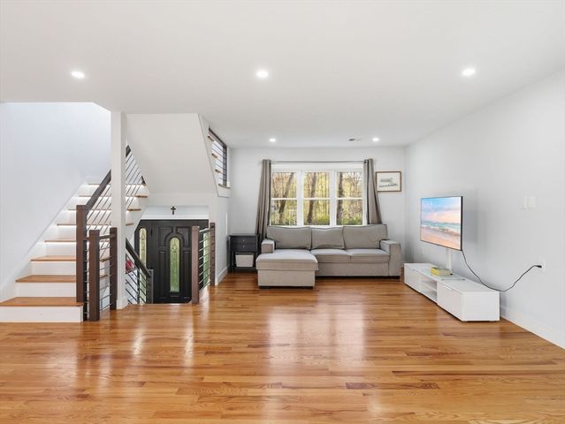 65 Little Turnpike Rd, Shirley, MA 01464