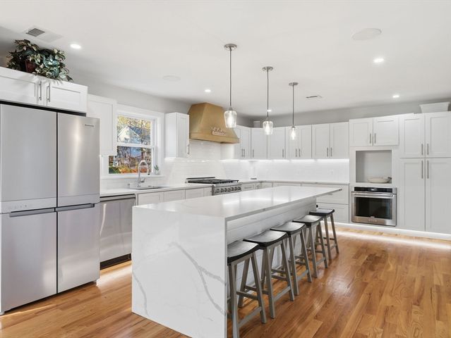65 Little Turnpike Rd, Shirley, MA 01464