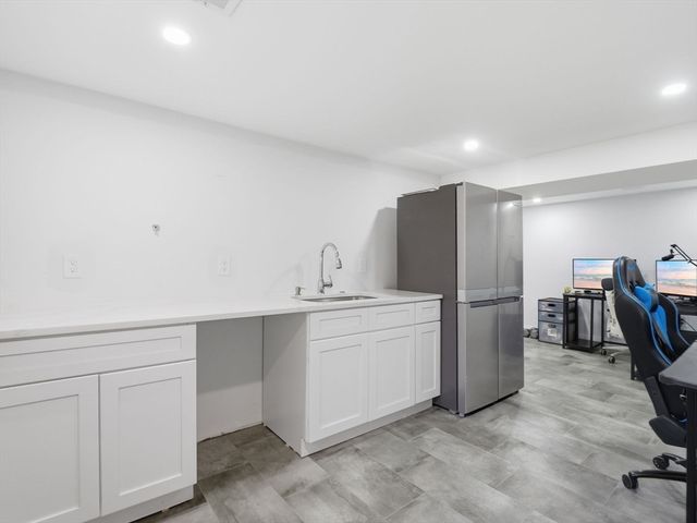 65 Little Turnpike Rd, Shirley, MA 01464