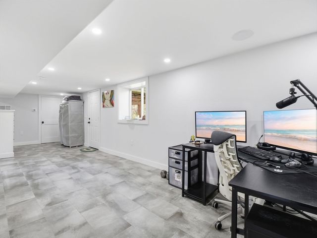 65 Little Turnpike Rd, Shirley, MA 01464