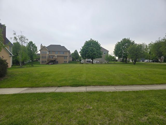 3261 Covington Lane, Algonquin, IL 60102