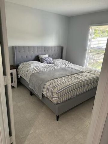 723 20TH Street, West Palm Beach, FL 33407