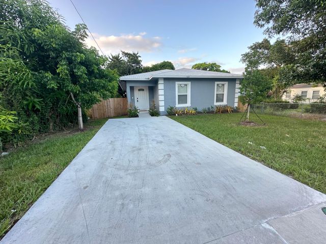 723 20TH Street, West Palm Beach, FL 33407