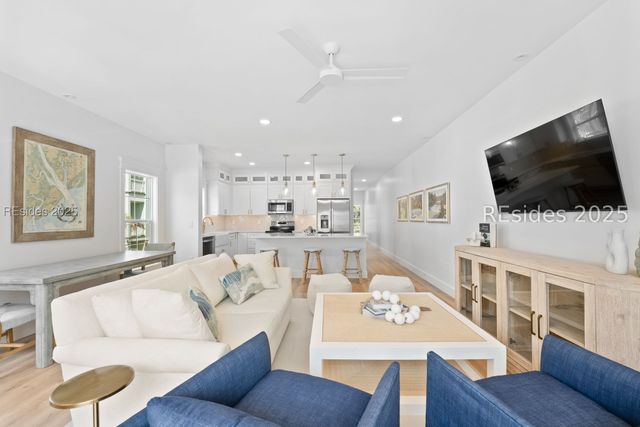 245 Olive Shell Court 7, Hilton Head Island, SC 29926