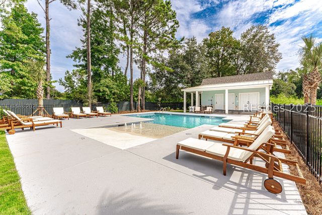 245 Olive Shell Court 7, Hilton Head Island, SC 29926