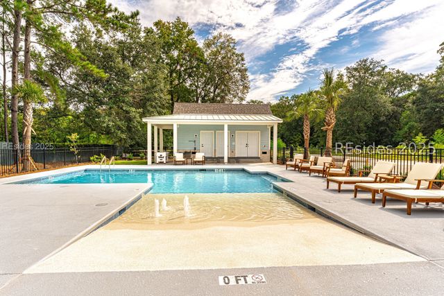 245 Olive Shell Court 7, Hilton Head Island, SC 29926