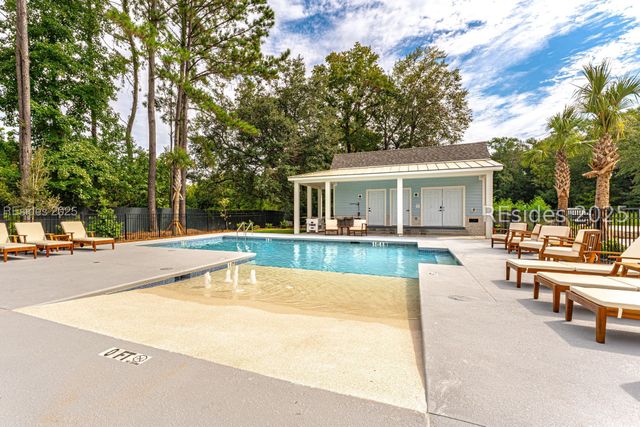 245 Olive Shell Court 7, Hilton Head Island, SC 29926
