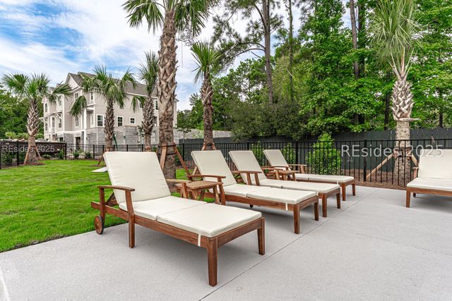 245 Olive Shell Court 7, Hilton Head Island, SC 29926