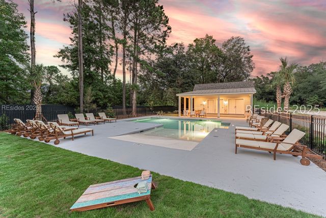 245 Olive Shell Court 7, Hilton Head Island, SC 29926