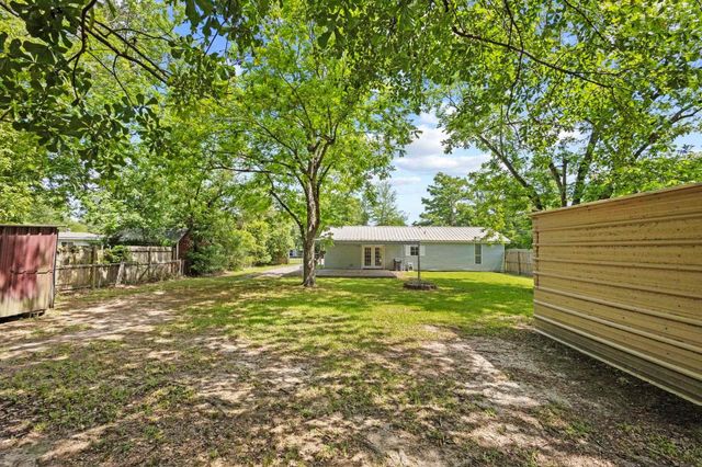 150 Crepe Mrytle, Bridge City, TX 77611