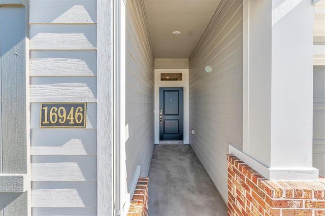 16906 Tulip Row Lane, Cypress, TX 77429