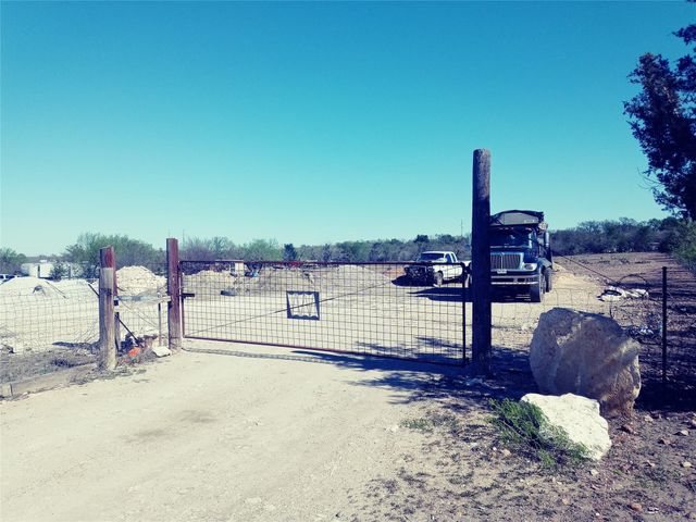 11717 Schriber RD B, Buda, TX 78610