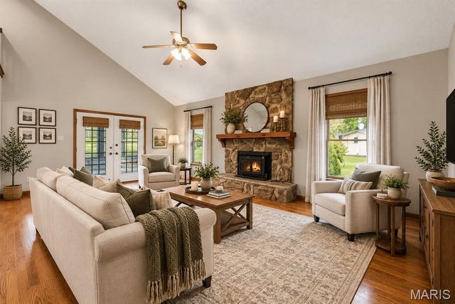 29 Number Six Green Drive A, St Charles, MO 63303