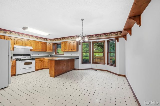29 Number Six Green Drive A, St Charles, MO 63303
