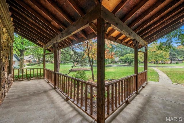 29 Number Six Green Drive A, St Charles, MO 63303