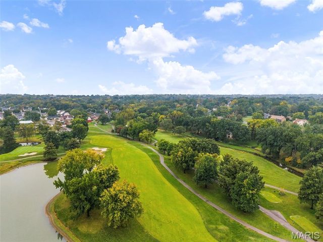29 Number Six Green Drive A, St Charles, MO 63303