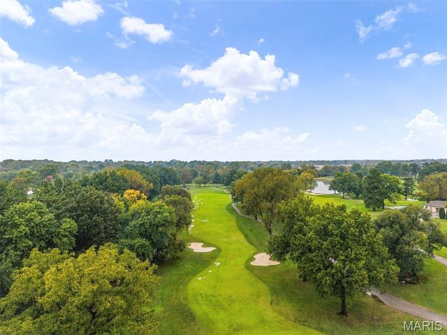 29 Number Six Green Drive A, St Charles, MO 63303