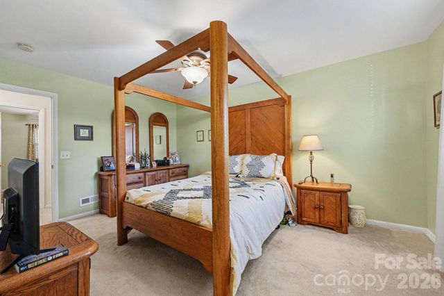 3126 Heathstead Place, Charlotte, NC 28210