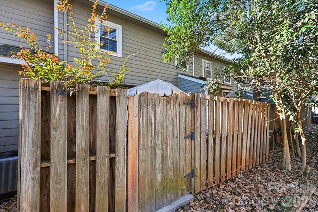 3126 Heathstead Place, Charlotte, NC 28210