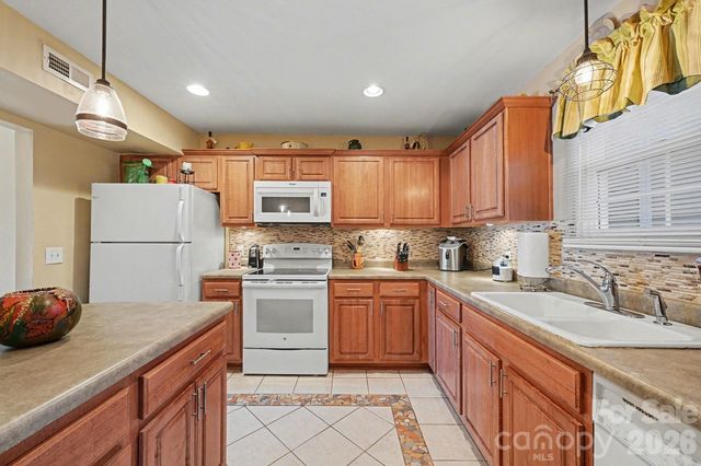 3126 Heathstead Place, Charlotte, NC 28210