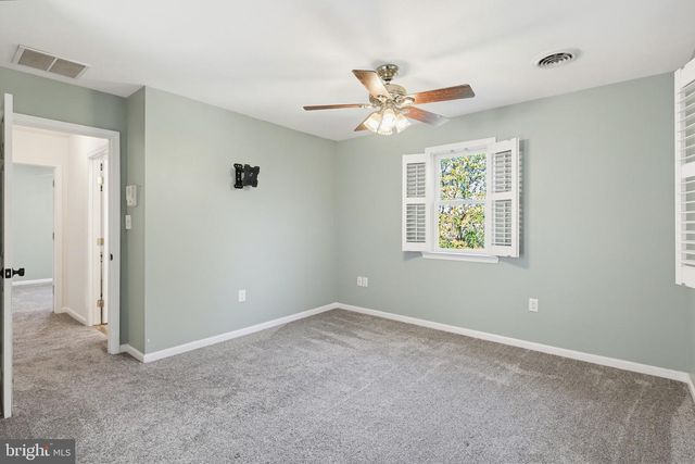 6346 BARNETT AVE, Sykesville, MD 21784