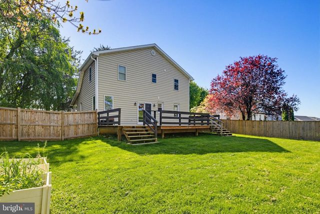 6346 BARNETT AVE, Sykesville, MD 21784