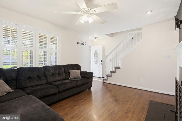 6346 BARNETT AVE, Sykesville, MD 21784