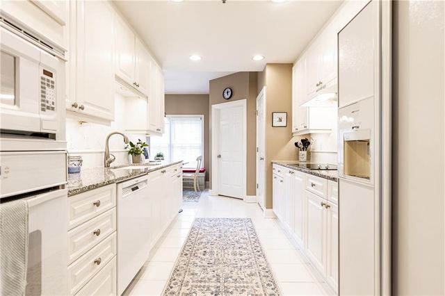 211 Colonial Homes Drive NW 2508, Atlanta, GA 30309