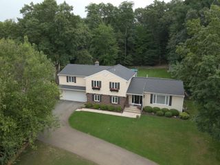 1538 Hillsboro Avenue Se, Cascade Twp, MI 49546