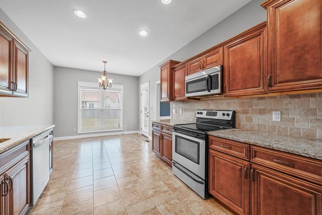 1791 Stone Hill Ct, Clarksville, TN 37042