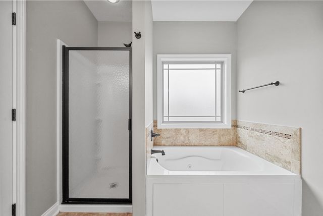 1791 Stone Hill Ct, Clarksville, TN 37042