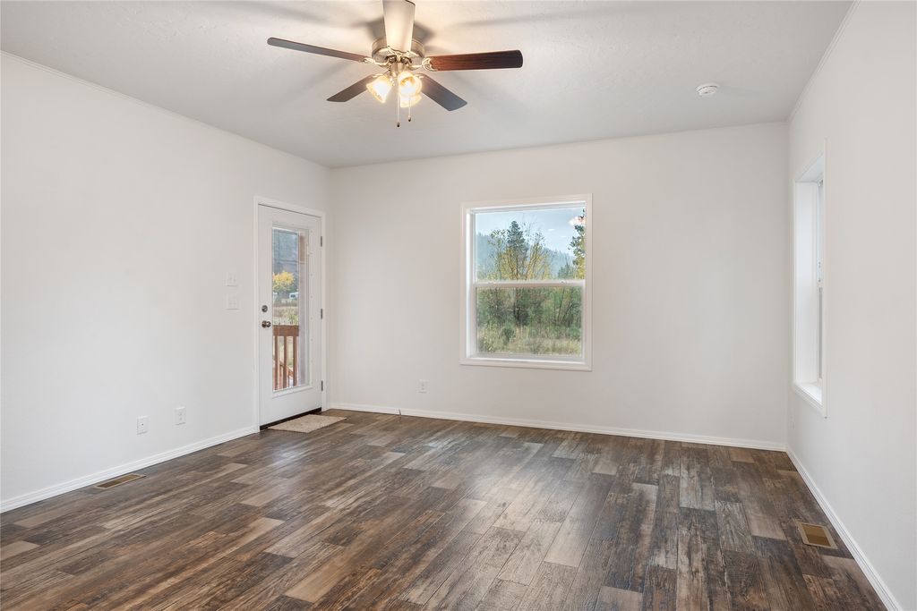 8458 Mersue Lane, Clinton, MT 59825 photo 5