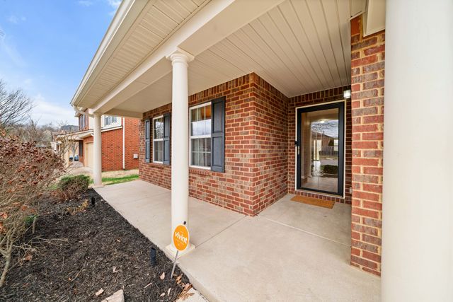 1003 Benwick Rd, Hendersonville, TN 37075