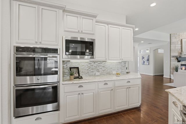 9703 IVORY CYN, San Antonio, TX 78255
