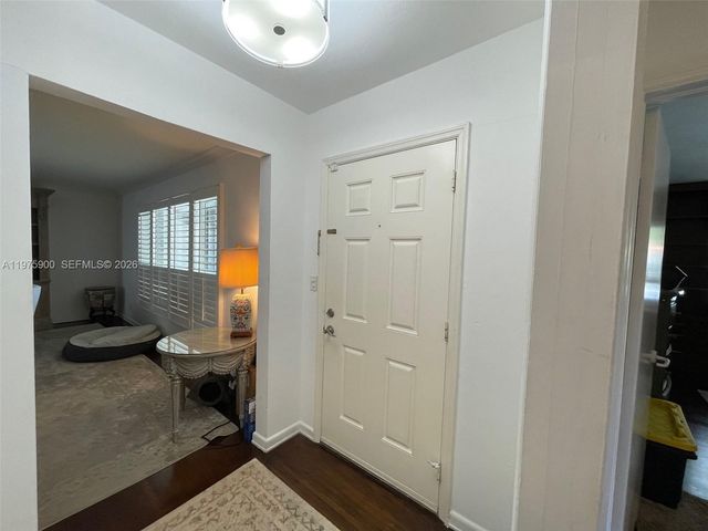 1420 Baracoa Ave, Coral Gables, FL 33146