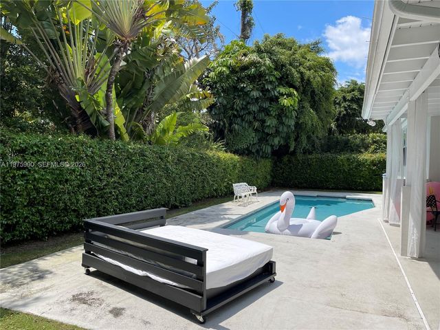 1420 Baracoa Ave, Coral Gables, FL 33146