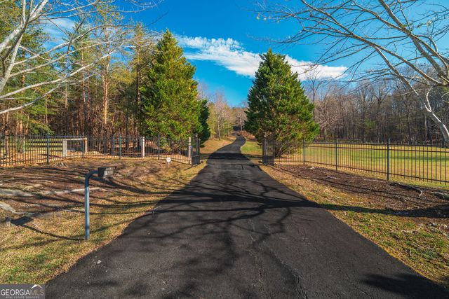 463 E Valley Road NE, Rydal, GA 30171