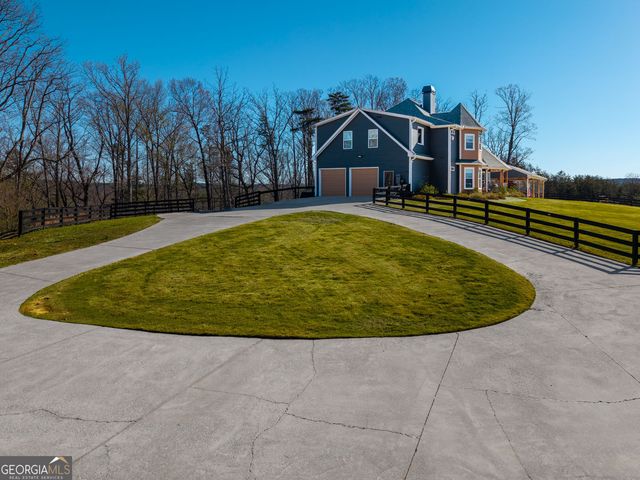 463 E Valley Road NE, Rydal, GA 30171