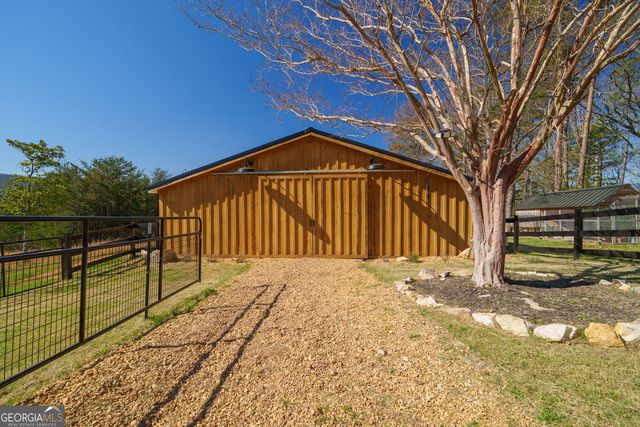 463 E Valley Road NE, Rydal, GA 30171