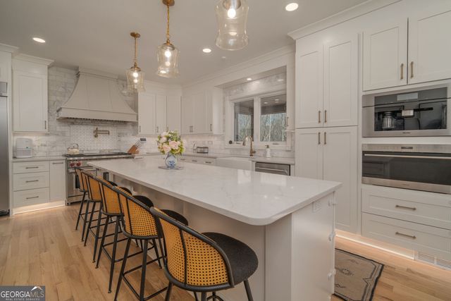 463 E Valley Road NE, Rydal, GA 30171