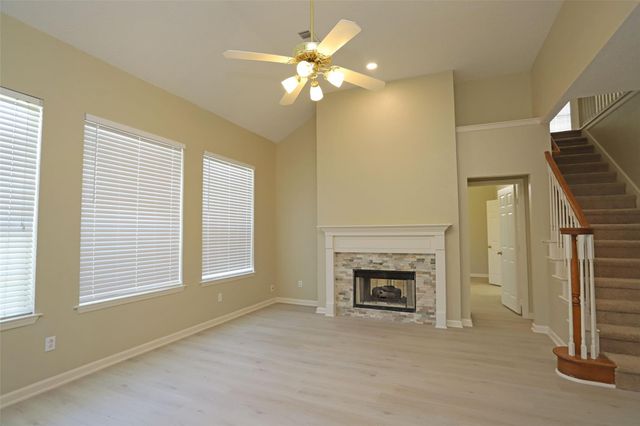 7534 Orchard Hills Lane, Sugar Land, TX 77479