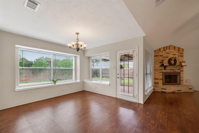 1906 Westbriar Court, Deer Park, TX 77536